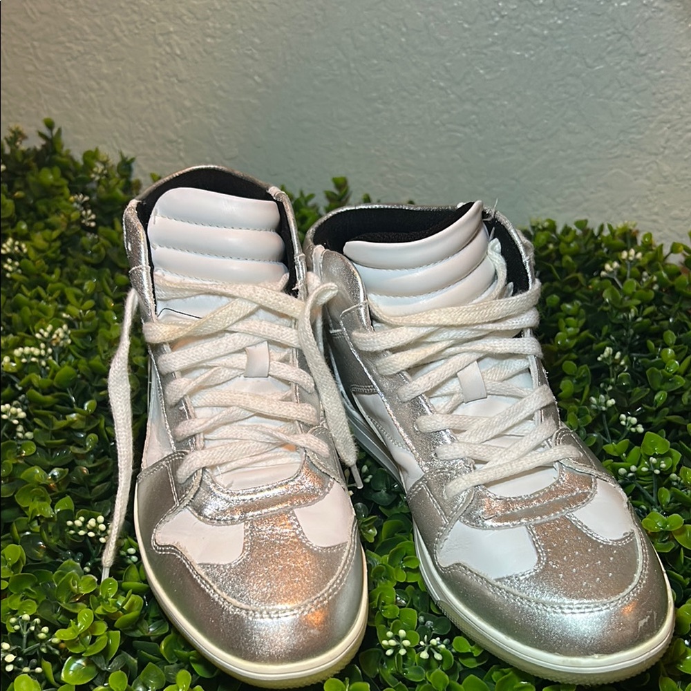 Zara Silver White Sneakers Metallic Low-Top